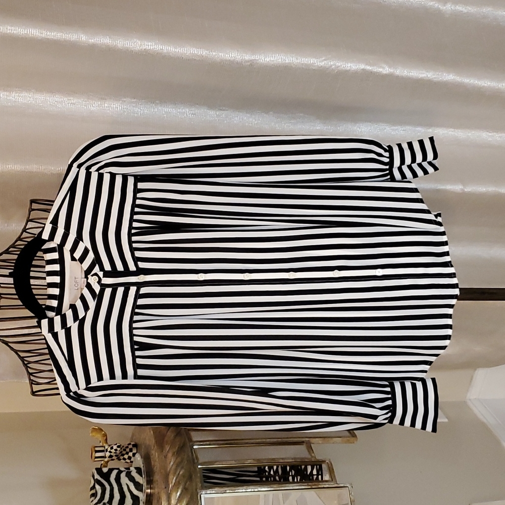 LOFT Black & Ivory Striking Blouse! 🦓🤍🖤🤍🖤🤍🖤🤍🦓 - Picture 8 of 12